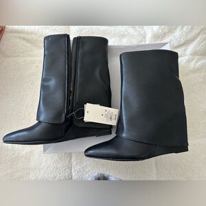 New with tag. Black Ankle Boots 9.5